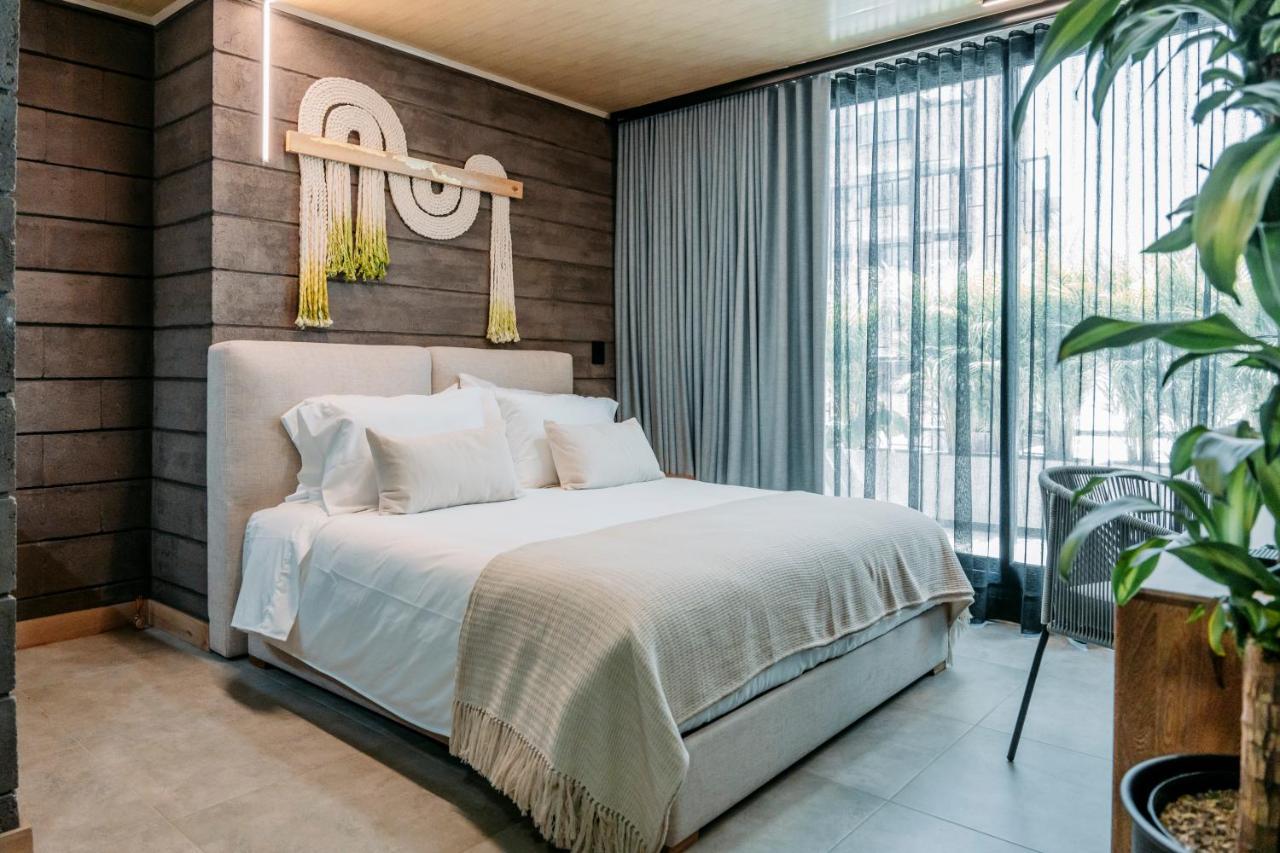 Hotel Living By Armoniko Medellin Bagian luar foto
