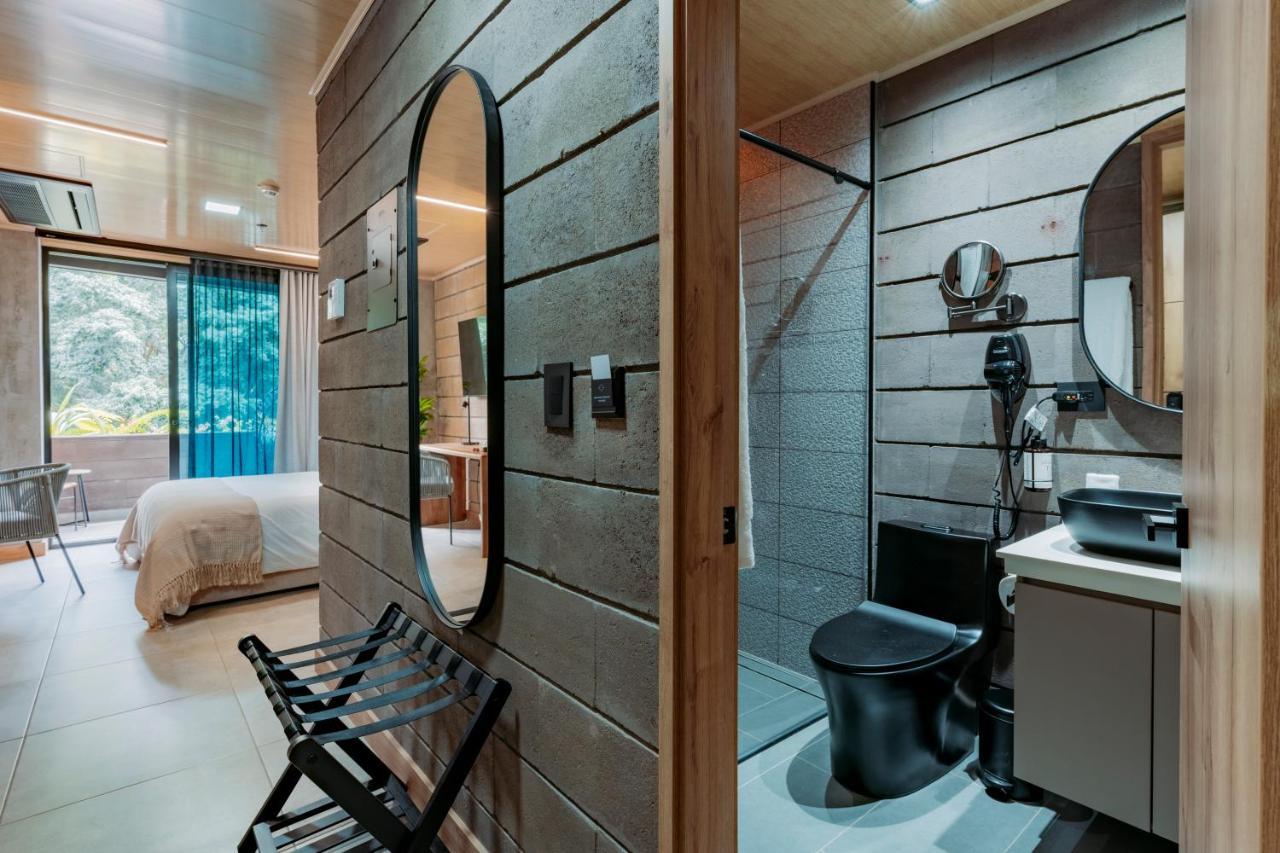 Hotel Living By Armoniko Medellin Bagian luar foto